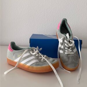 Adidas Kids Mint and Pink Sneakers with Gum Sole